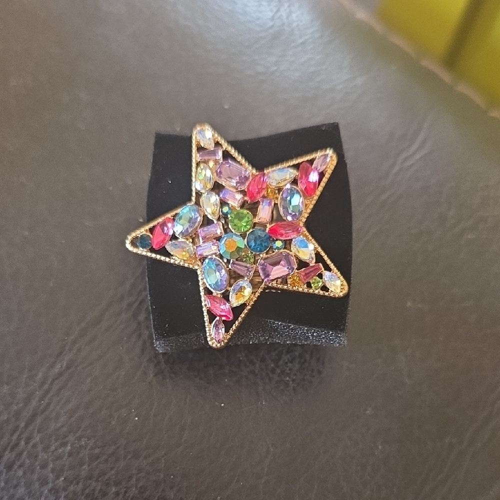 Multicolor Jeweled Star Ring